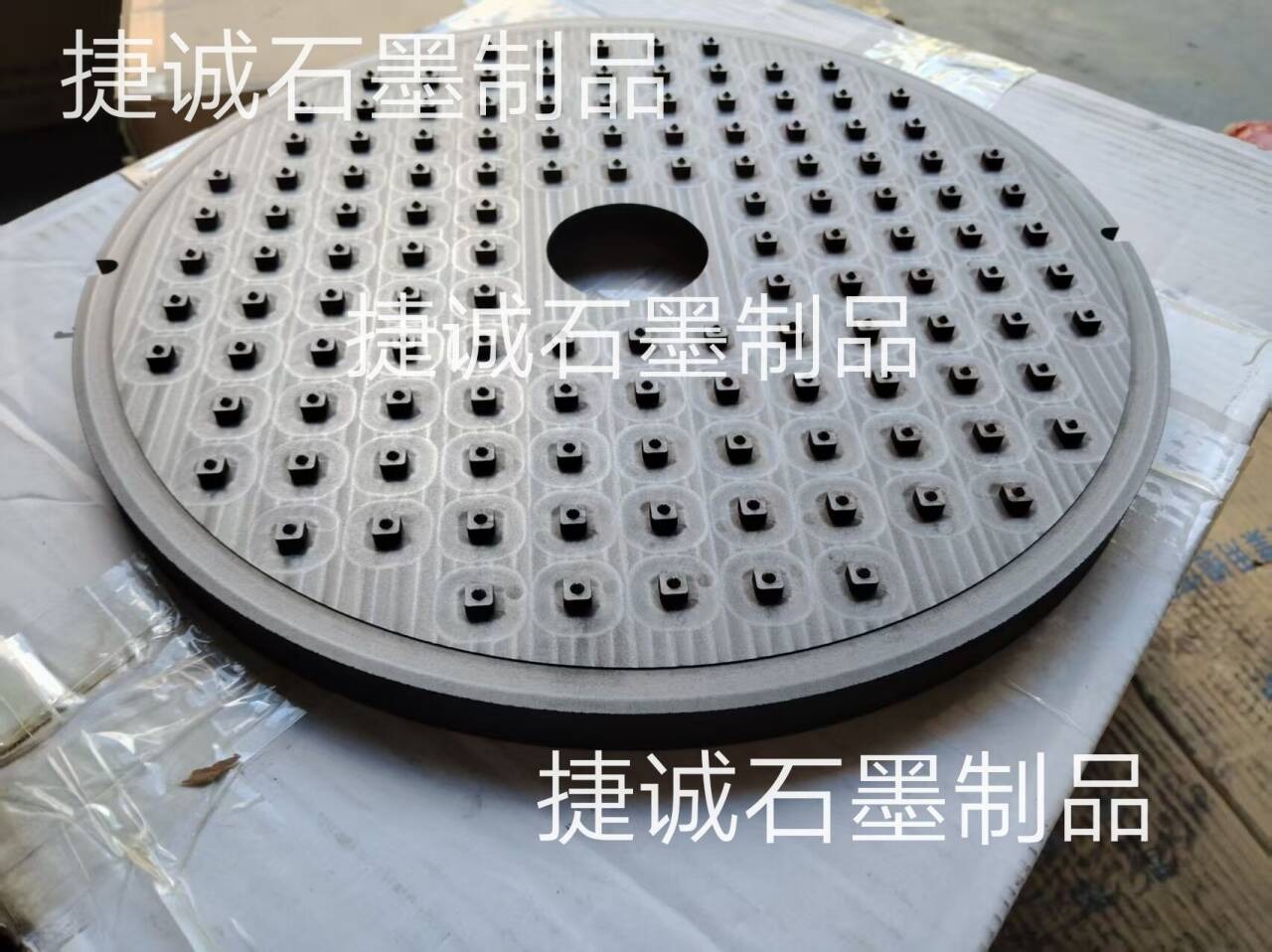 刀具涂層石墨夾具，鎢鋼刀具燒結(jié)石墨盤，硬質(zhì)合金石墨盤，石墨盤加工，銅管燒結(jié)石墨盤，石墨盤加工廠，進(jìn)口硬質(zhì)合金石墨盤，石墨盤生產(chǎn)廠家